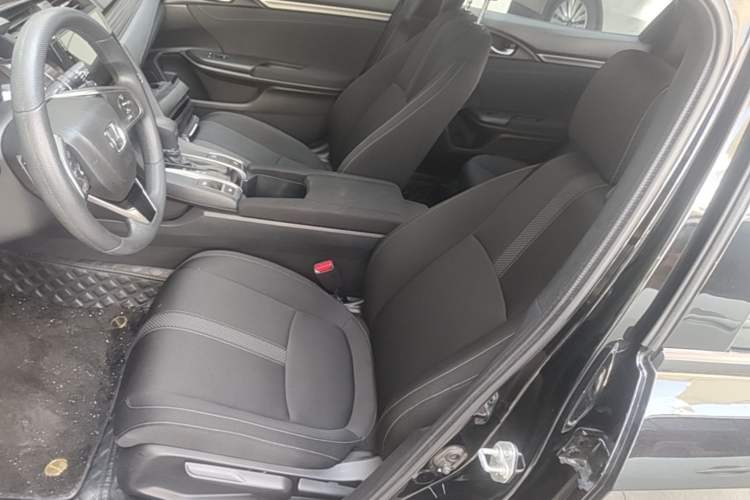 Used Honda Civic 2021 HATCHBACK 220TURBO CVT Trendy Cool Edition Left Front Seat