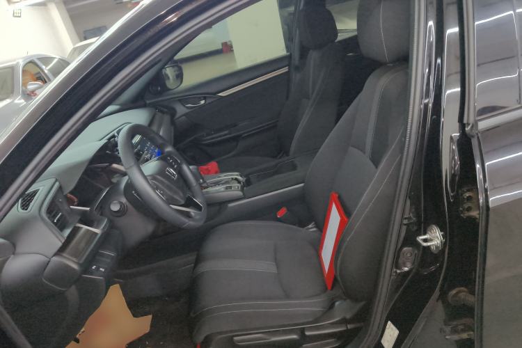 Used Honda Civic 2021 HATCHBACK 220TURBO CVT Trendy Cool Edition Left Front Seat