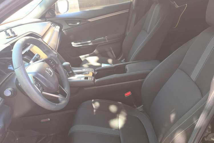 Used Honda Civic 2021 HATCHBACK 220TURBO CVT Trendy Cool Edition Left Front Seat