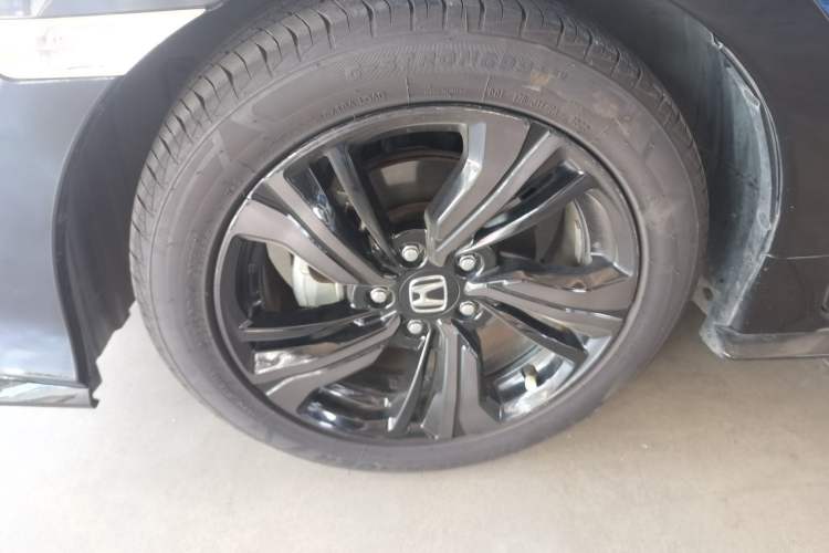 Used Honda Civic 2021 HATCHBACK 220TURBO CVT Trendy Cool Edition Left Front Wheel Hub