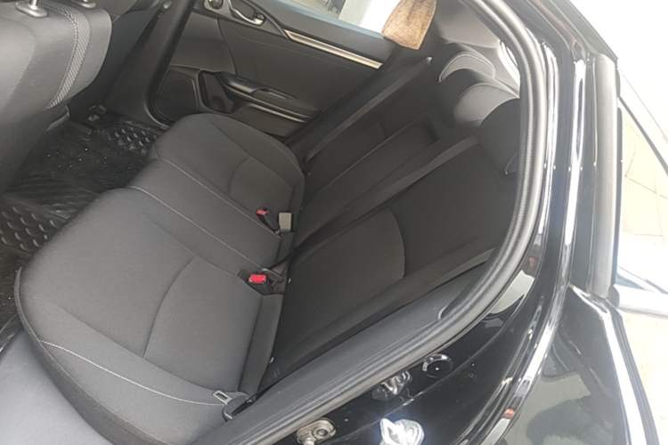 Used Honda Civic 2021 HATCHBACK 220TURBO CVT Trendy Cool Edition Left Rear Seat
