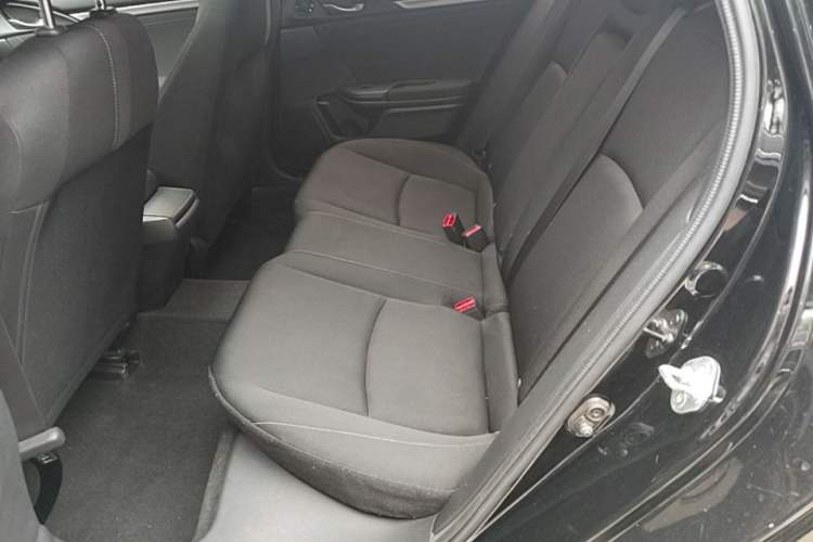 Used Honda Civic 2021 HATCHBACK 220TURBO CVT Dynamic Control Left Rear Seat