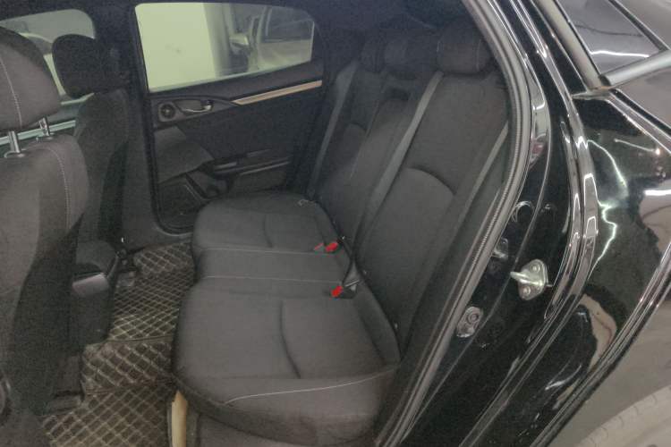 Used Honda Civic 2021 HATCHBACK 220TURBO CVT Trendy Cool Edition Left Rear Seat