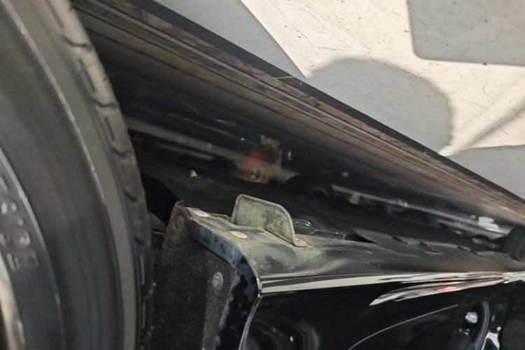 Used Honda Civic 2021 HATCHBACK 220TURBO CVT Dynamic Control Left Side Sill