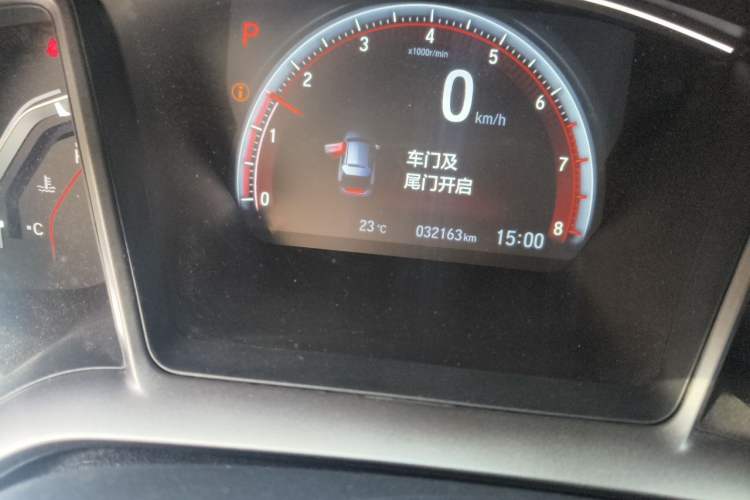 Used Honda Civic 2021 HATCHBACK 220TURBO CVT Trendy Cool Edition Odometer Close Up