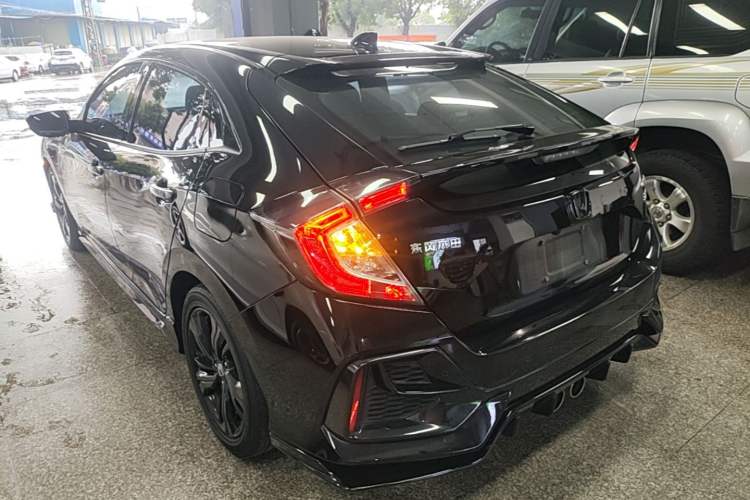 Used Honda Civic 2021 HATCHBACK 220TURBO CVT Trendy Cool Edition Rear Left 45 Deg