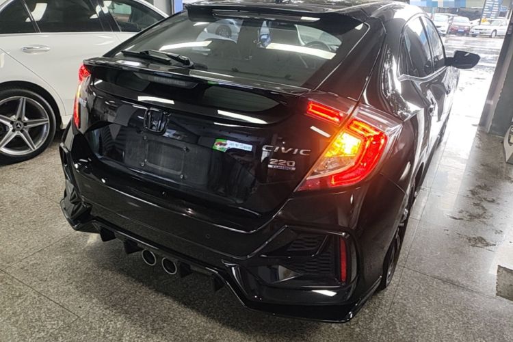 Used Honda Civic 2021 HATCHBACK 220TURBO CVT Trendy Cool Edition Rear Right 45 Deg