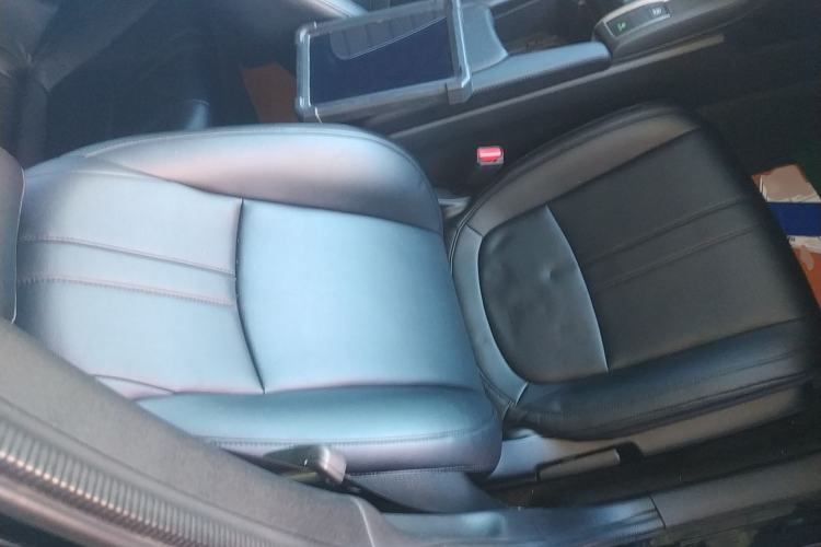 Used Honda Civic 2021 HATCHBACK 220TURBO CVT Trendy Cool Edition Right Front Seat