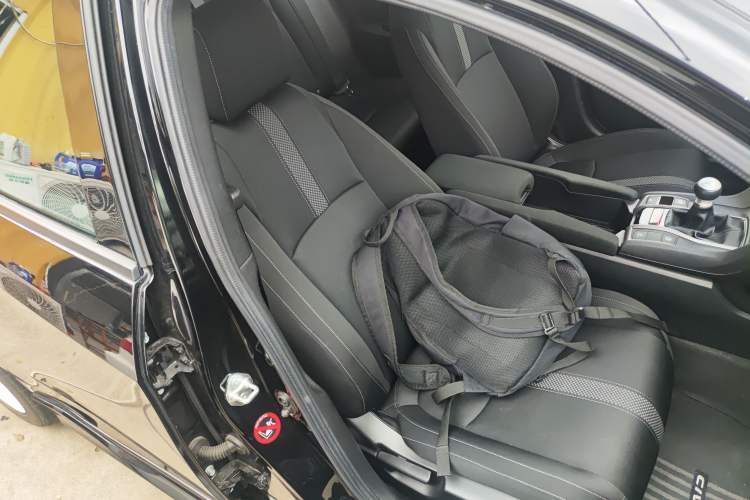 Used Honda Civic 2021 HATCHBACK 220TURBO Manual Driving Pleasure Control Right Front Seat
