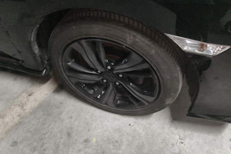 Used Honda Civic 2021 HATCHBACK 220TURBO Manual Driving Pleasure Control Right Front Wheel Hub