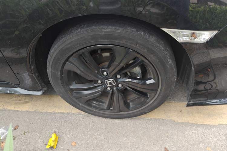 Used Honda Civic 2021 HATCHBACK 220TURBO CVT Trendy Cool Edition Right Front Wheel Hub