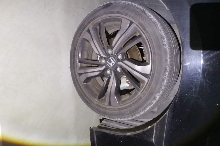 Used Honda Civic 2021 HATCHBACK 220TURBO CVT Trendy Cool Edition Right Front Wheel Hub