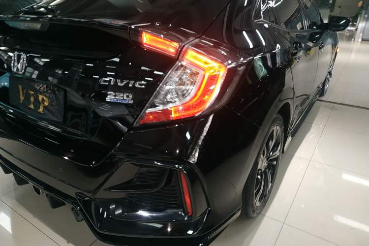 Used Honda Civic 2021 HATCHBACK 220TURBO Manual Driving Pleasure Control Right Rear Taillight