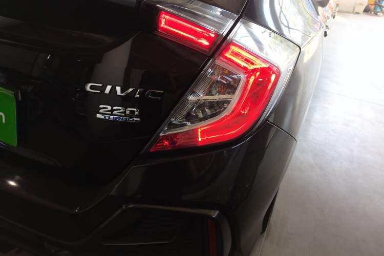 Used Honda Civic 2021 HATCHBACK 220TURBO CVT Trendy Cool Edition Right Rear Taillight