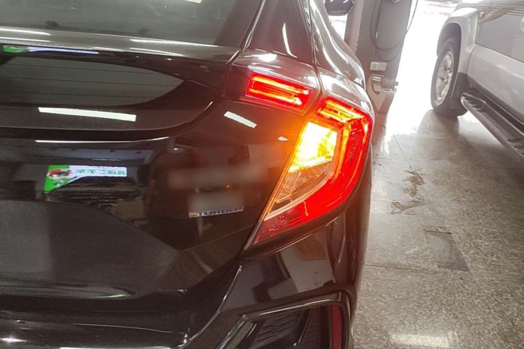 Used Honda Civic 2021 HATCHBACK 220TURBO CVT Trendy Cool Edition Right Rear Taillight