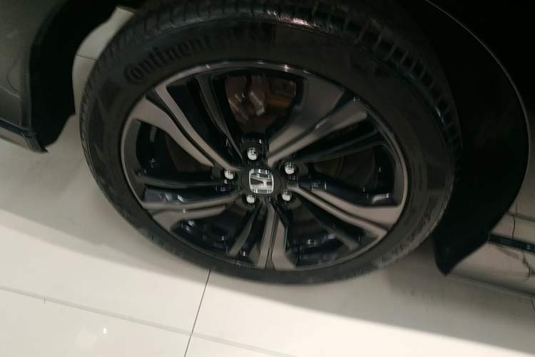 Used Honda Civic 2021 HATCHBACK 220TURBO Manual Driving Pleasure Control Right Rear Wheel Hub