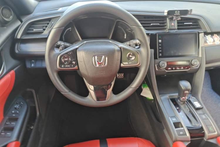 Used Honda Civic 2021 HATCHBACK 220TURBO CVT Trendy Cool Edition Steering Wheel
