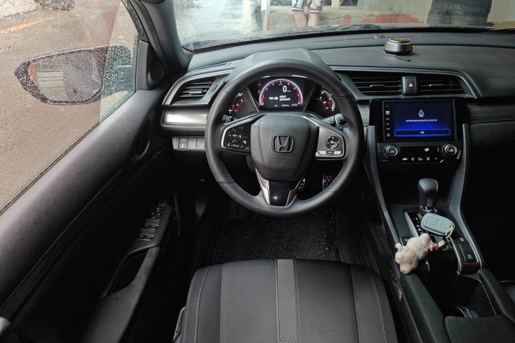 Used Honda Civic 2021 HATCHBACK 220TURBO CVT Trendy Cool Edition Steering Wheel