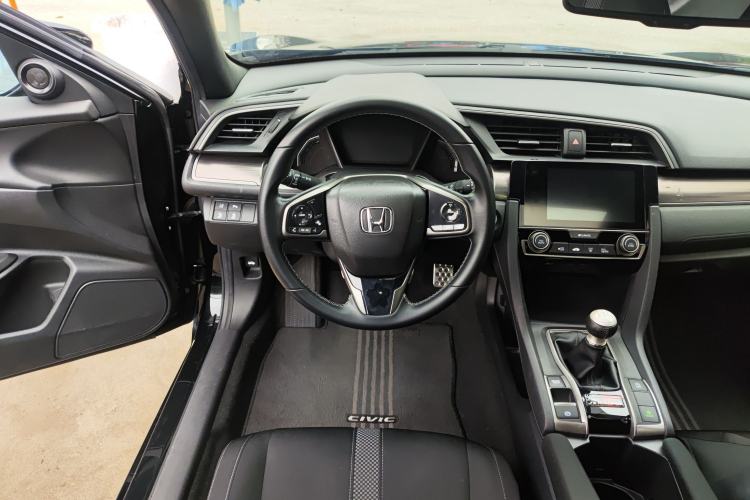 Used Honda Civic 2021 HATCHBACK 220TURBO Manual Driving Pleasure Control Steering Wheel