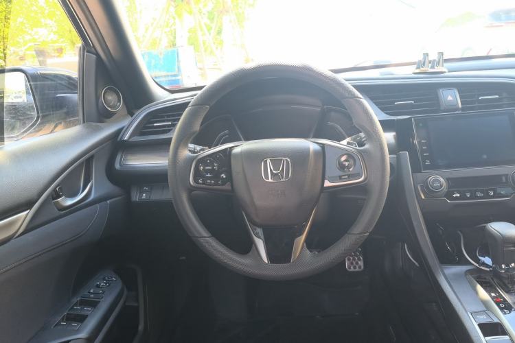 Used Honda Civic 2021 HATCHBACK 220TURBO CVT Trendy Cool Edition Steering Wheel