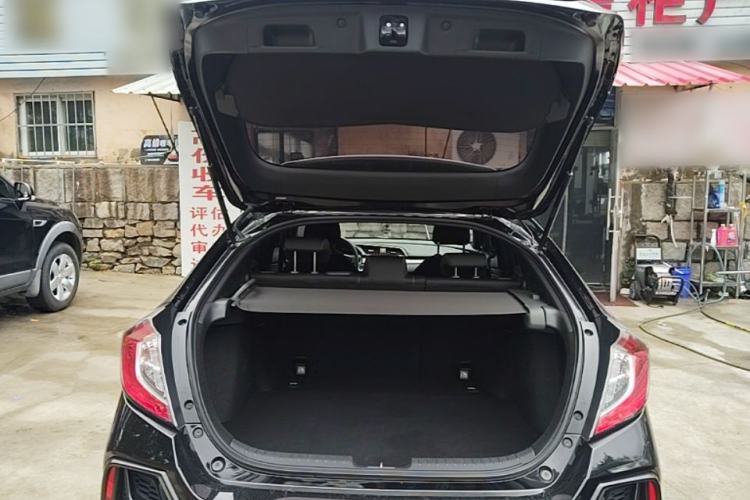 Used Honda Civic 2021 HATCHBACK 220TURBO CVT Dynamic Control Trunk