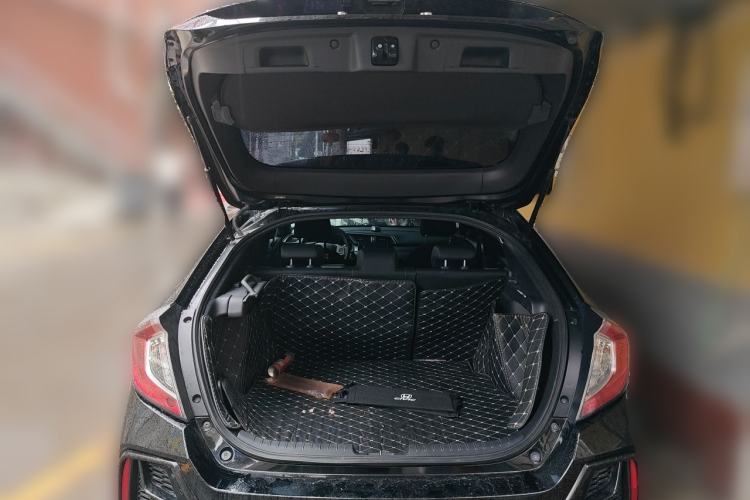 Used Honda Civic 2021 HATCHBACK 220TURBO CVT Trendy Cool Edition Trunk