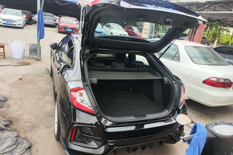 Used Honda Civic 2021 HATCHBACK 220TURBO Manual Driving Pleasure Control Trunk