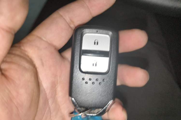 Used Honda Civic 2021 HATCHBACK 220TURBO Manual Driving Pleasure Control Vehicle Key