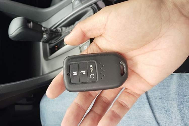 Used Honda Civic 2021 HATCHBACK 220TURBO CVT Dynamic Control Vehicle Key