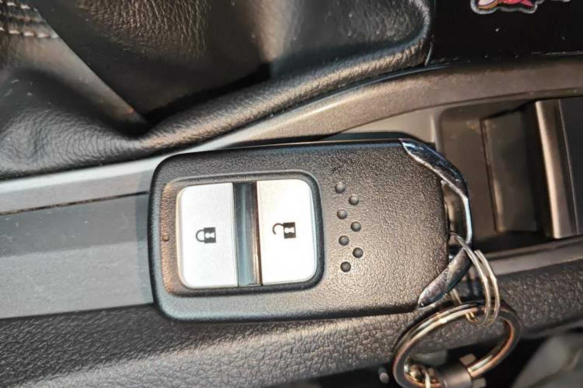 Used Honda Civic 2021 HATCHBACK 220TURBO Manual Driving Pleasure Control Vehicle Key