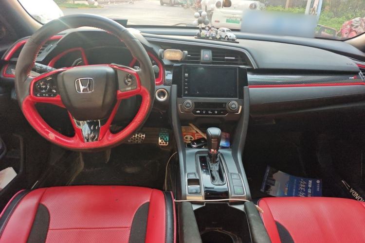 Used Honda Civic 2021 HATCHBACK 220TURBO CVT Trendy Cool Edition Center Console