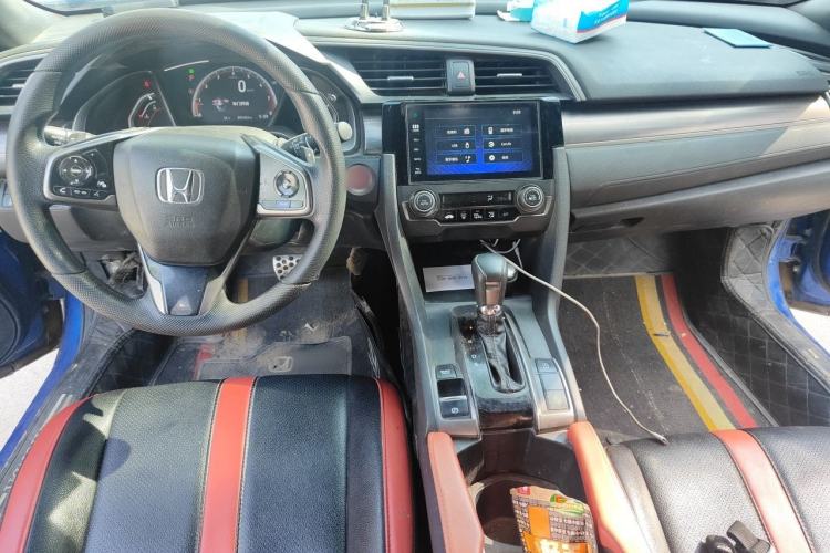 Used Honda Civic 2021 HATCHBACK 220TURBO CVT Trendy Cool Edition Center Console