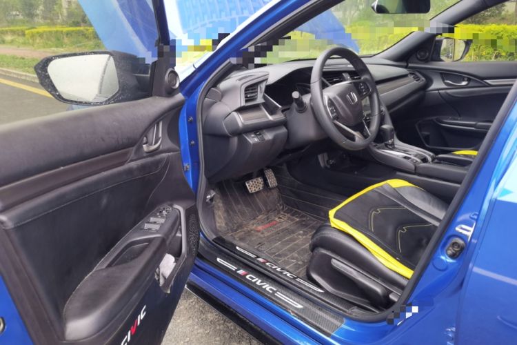Used Honda Civic 2021 HATCHBACK 220TURBO CVT Trendy Cool Edition Driver Seat