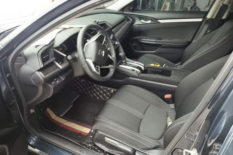 Used Honda Civic 2021 HATCHBACK 220TURBO CVT New Trendsetter Driver Seat