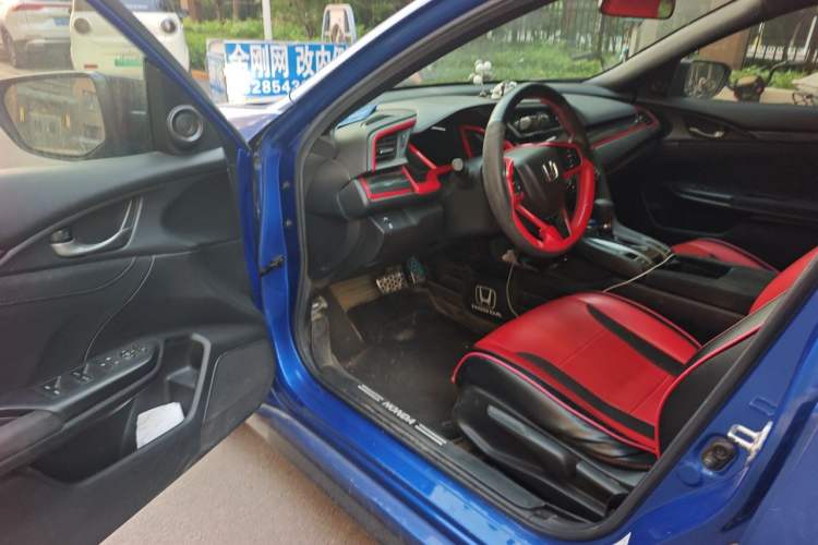 Used Honda Civic 2021 HATCHBACK 220TURBO CVT Trendy Cool Edition Driver Seat