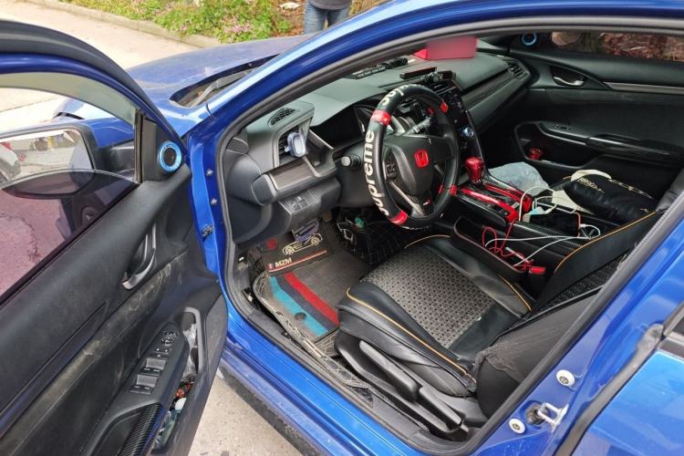 Used Honda Civic 2021 HATCHBACK 220TURBO CVT New Trendsetter Driver Seat