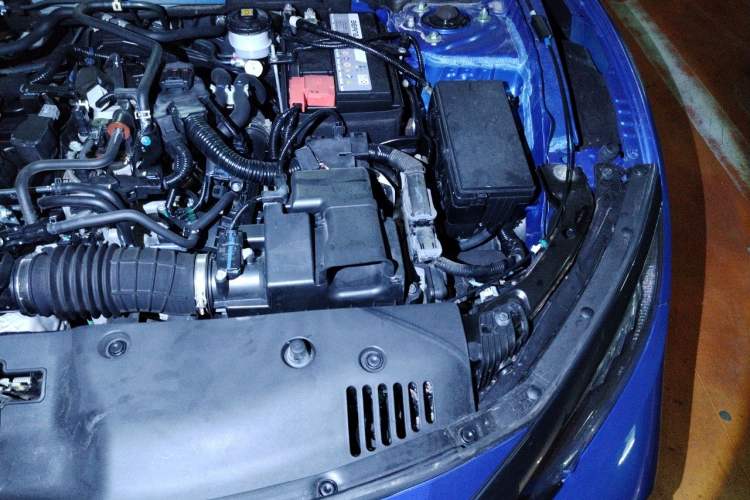 Used Honda Civic 2021 HATCHBACK 220TURBO CVT Trendy Cool Edition Engine Bay Left