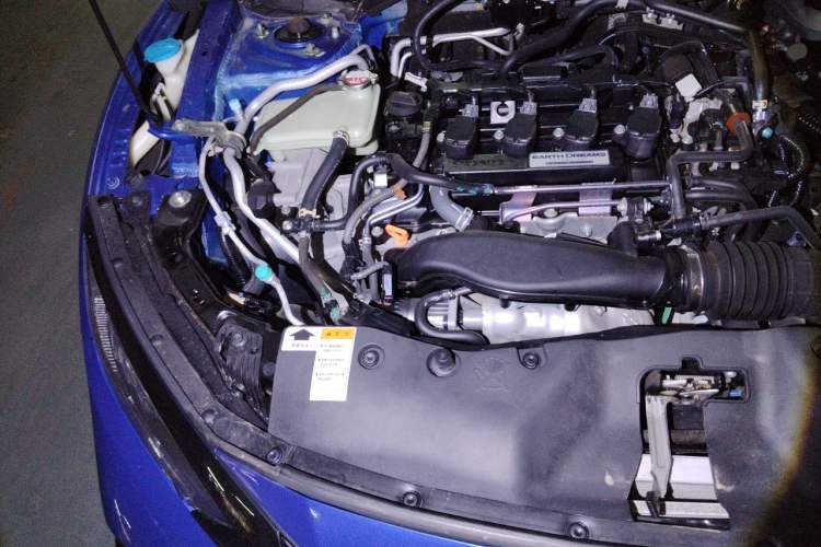 Used Honda Civic 2021 HATCHBACK 220TURBO CVT Trendy Cool Edition Engine Bay Right
