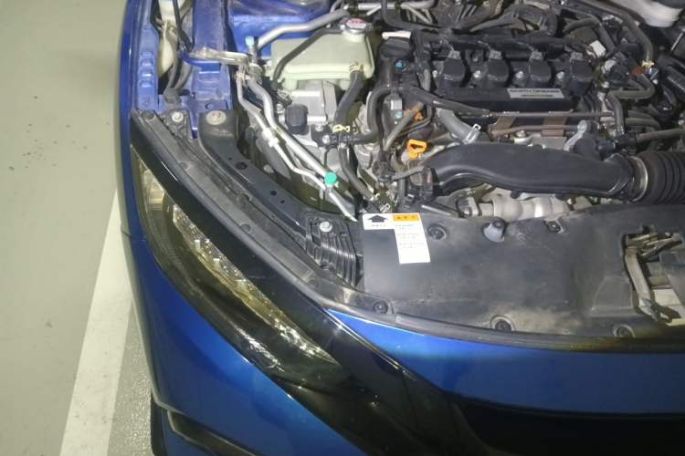 Used Honda Civic 2021 HATCHBACK 220TURBO CVT Trendy Cool Edition Engine Bay Right