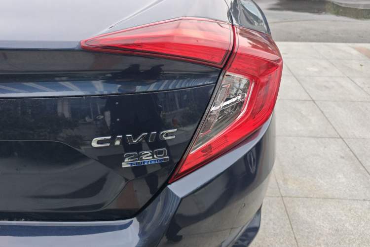 Used Honda Civic 2021 HATCHBACK 220TURBO CVT New Trendsetter Exterior 3