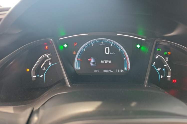 Used Honda Civic 2021 HATCHBACK 220TURBO CVT New Trendsetter Instrument Cluster