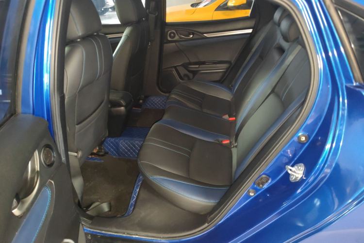 Used Honda Civic 2021 HATCHBACK 220TURBO CVT Trendy Cool Edition Interior 4