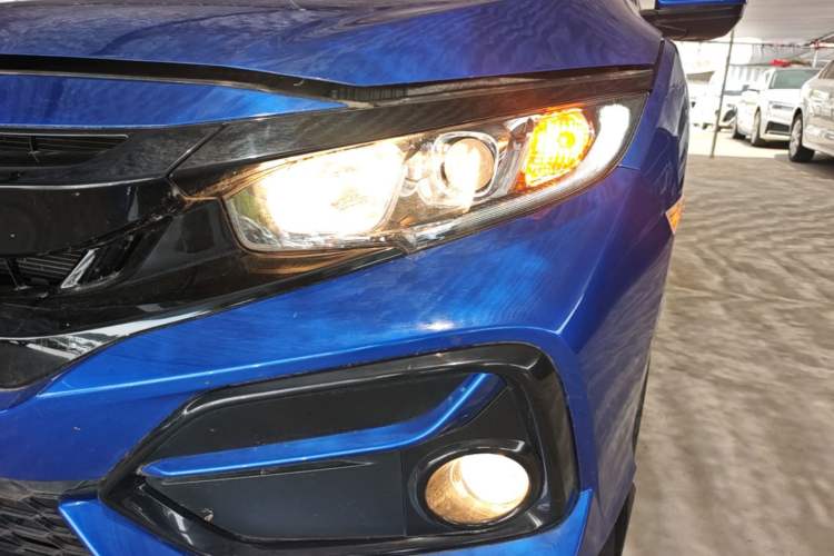 Used Honda Civic 2021 HATCHBACK 220TURBO CVT New Trendsetter Left Front Headlight