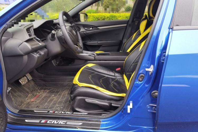 Used Honda Civic 2021 HATCHBACK 220TURBO CVT Trendy Cool Edition Left Front Seat