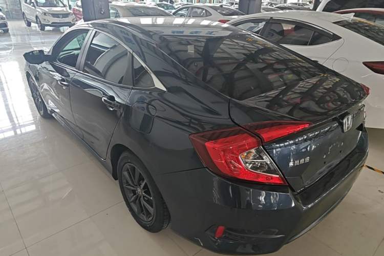 Used Honda Civic 2021 HATCHBACK 220TURBO CVT Trendy Cool Edition Rear Left 45 Deg