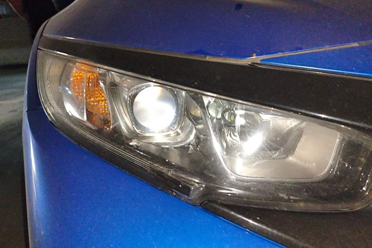 Used Honda Civic 2021 HATCHBACK 220TURBO CVT New Trendsetter Right Front Headlight