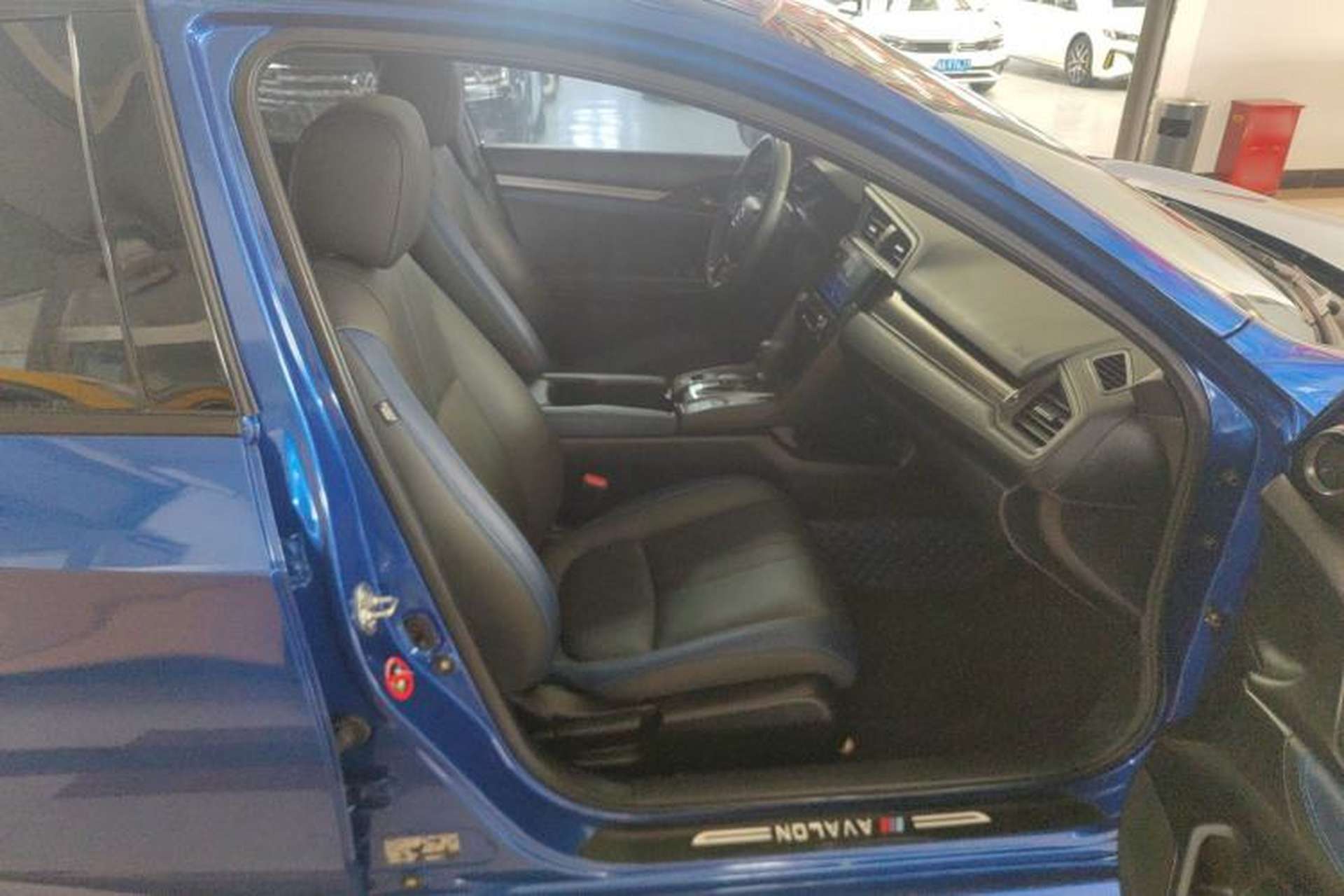 Used Honda Civic 2021 HATCHBACK 220TURBO CVT Trendy Cool Edition Right Front Seat