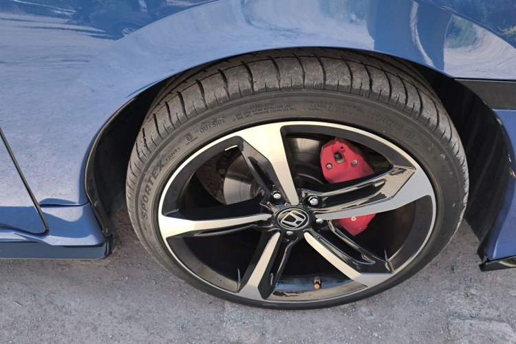 Used Honda Civic 2021 HATCHBACK 220TURBO CVT Trendy Cool Edition Right Front Wheel Hub