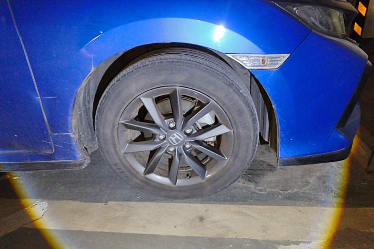 Used Honda Civic 2021 HATCHBACK 220TURBO CVT New Trendsetter Right Front Wheel Hub