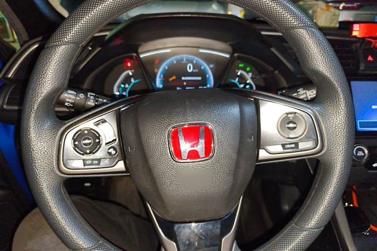 Used Honda Civic 2021 HATCHBACK 220TURBO CVT New Trendsetter Steering Wheel